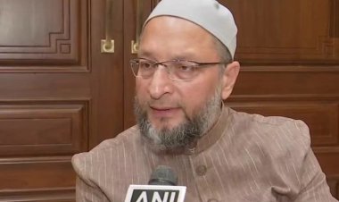 राजनाथ के बयान पर बोले ओवैसी, ये लोग गांधीजी की जगह सावरकर को बना देंगे राष्ट्रपिता