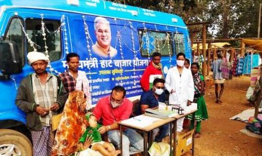 मुख्यमंत्री हाट-बाजार क्लिनिक योजना में गांवों व दूरस्थ अंचलों के 25 लाख से अधिक लोगों का निःशुल्क इलाज