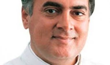 संसदीय सचिव यू.डी. मिंज ने पूर्व प्रधानमंत्री भारतरत्न स्वर्गीय श्री राजीव गांधी को उनकी पुण्यतिथि पर नमन किया