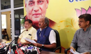 खाद की कृत्रिम कमी बताकर कांग्रेससियों के संरक्षण में हो रही है खाद की  कालाबाजारी : बृजमोहन अग्रवाल