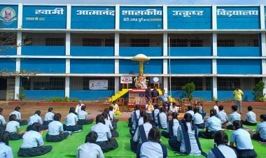 स्वामी आत्मानंद उत्कृष्ट विद्यालय बोरी  में योग दिवस का विधिवत आयोजन किया गया