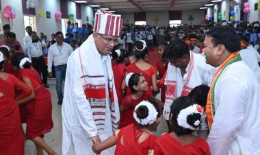 स्वामी आत्मानंद हिंदी माध्यम उत्कृष्ट विद्यालय बनने से पुराना वैभव लौट आया- मुख्यमंत्री  बघेल