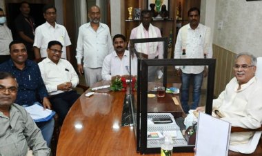 :मुख्यमंत्री से कन्नौजिया कुर्मी समाज के प्रतिनिधिमंडल ने की सौजन्य मुलाकात