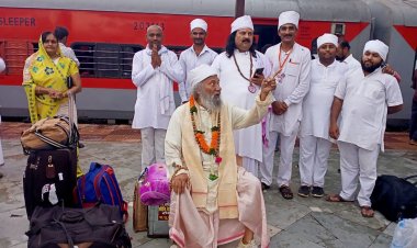 साभार सद्विप्र समाज सेवा एवं सदगुरु कबीर सेना के संस्थापक सद्गुरु स्वामी कृष्णानंद जी महाराज की अनमोल कृति रहस्य में लोक से