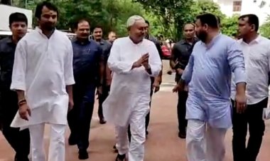 नीतीश कुमार को महागठबंधन का नेता चुना गया, नई सरकार का दावा पेश करेंगे