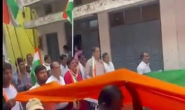 छत्तीसगढ़ कांग्रेस नेता प्रमोद दुबे पर तिरंगे के अपमान का आरोप, बीजेपी हुई हमलावर