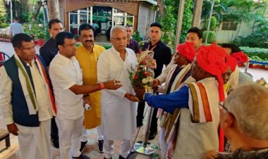 बस्तर दशहरा कमेटी ने दिया मुख्यमंत्री को न्यौता...