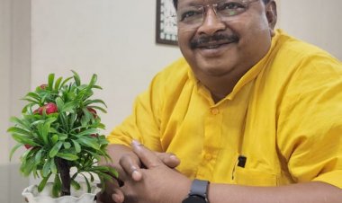 संसदीय सचिव यू. डी. मिंज ने महान आदिवासी जननेता और स्वतंत्रता संग्राम सेनानी बिरसा मुंडा की जयंती 15 नवम्बर पर उन्हें नमन किया है।