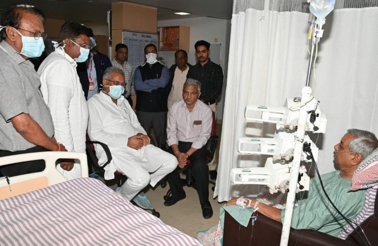 मुख्यमंत्री  भूपेश बघेल राजधानी रायपुर के रामकृष्ण केयर अस्पताल पहुंचे