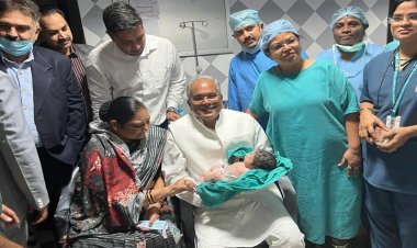 दादा बने सीएम भूपेश बघेल, ट्विटर पर शेयर की पोते की तस्वीर