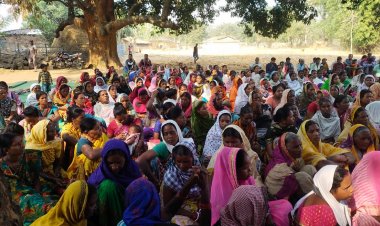 विशेष ग्राम सभा में सर्व सम्मति से मयाली के सभी खदानो को हमेशा के लिए बंद करने पर  बनी सहमति  विशेष ग्राम सभा में शामिल हुए विधायक यू.डी. मिंज ने कहा ग्रामीणों के निर्णय के साथ हुँ