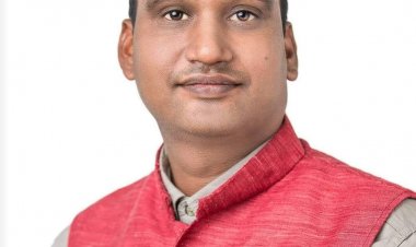 कूर्मि महासभा ने महामहिम राष्ट्रपति से उच्च न्यायलयों के 334 रिक्त पदों में ओबीसी, एसटी/ एससी एवं अल्पसंख्यक वर्ग के न्यायधीशों की नियुक्ति हेतु न्यायिक सेवा आयोग गठन के लिए किए मांग