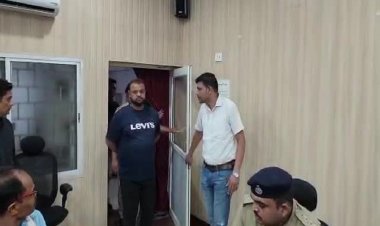 नोट बदलने बैंक गए किसान से लाखों रुपये की ठगी, आरोपी ऐसे चढ़ा पुलिस के हत्थे