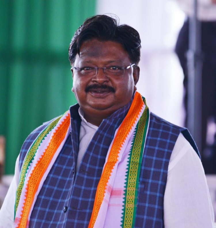 कर्नाटक विधानसभा चुनाव जीत पर जशपुर कांग्रेस खुशी की लहर, विधायक यू. डी. मिंज ने कहा लोकतंत्र को एक सूत्र में पिरोने की यह जीत है,जनता ने विकास के एजेंडे पर वोट किया