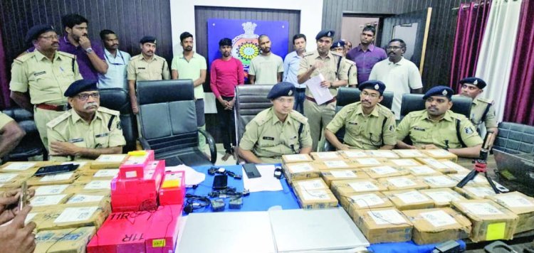 फ्लिपकार्ट के वेयरहाउस से मैनेजर और कर्मचारियों ने की 45 लाख रुपए के इलेक्ट्रानिक सामानों की चोरी, 5 गिरफ्तार, मैनेजर सहित 3 फरार