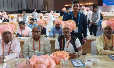 मुंबई में आयोजित राष्ट्रीय विधायक सम्मेलन में शामिल हुए बृजमोहन अग्रवाल।