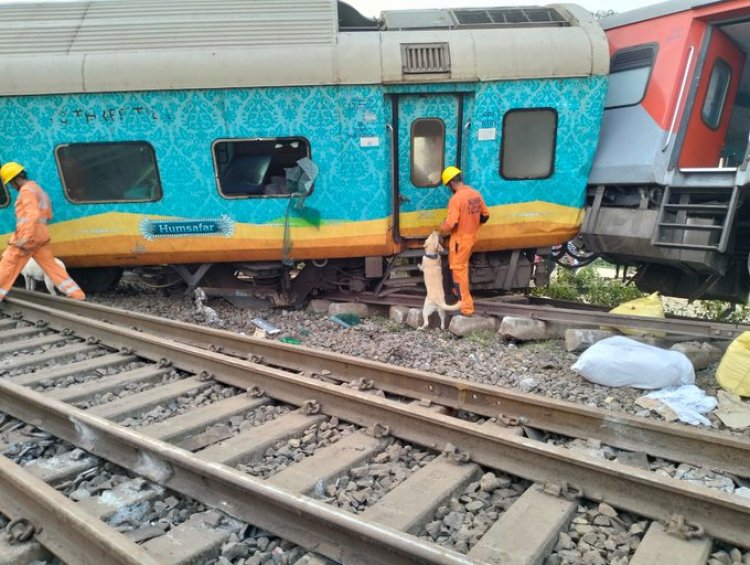 बालासोर में तीन ट्रेनों की टक्कर में पलटी 17 बोगियां, 288 लोगों की दर्दनाक मौत