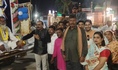 गुरु बालक दास साहेब के जयंती के अवसर पर भव्य रैली में आशिर्वाद लेने पहुंचे डॉ. उमेश।