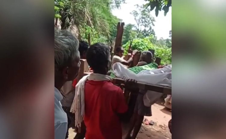 कोंडागांव जिले के ग्राम रेंगागोंदी में माओवादियों ने कोटवार धर्मदास बघेल की निर्मम हत्या