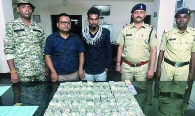 30.80 लाख कैश समेत रायपुर के 2 युवक पकड़े गए