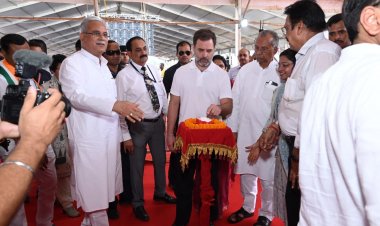 लोकसभा सांसद  राहुल गांधी ने आवास न्याय सम्मेलन में 669.69 करोड़ के 414 विकास कार्यों का किया लोकार्पण-भूमिपूजन