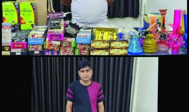 हुक्का सामान बेचने वालों पर कार्रवाई, दो गिरफ्तार
