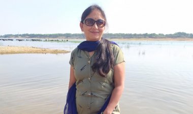 चल पड़ी हूं मैं...
