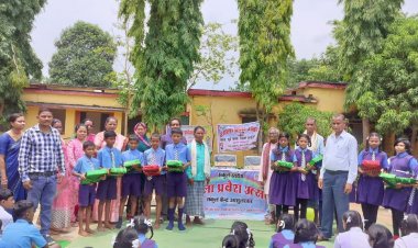 शासकीय उच्चतर माध्यमिक शाला आसूलखार में प्रवेश उत्सव मनाया गया