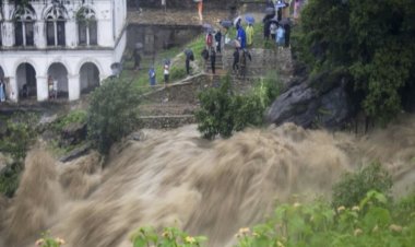 भूस्खलन में दो बसें त्रिशूली नदी में बहीं, 7 भारतीयों समेत 65 लोग लापता, जारी है तलाशी अभियान