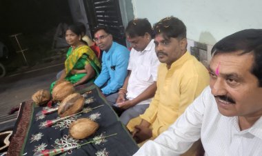 राधा विहार कृष्णा नगर में सावन झूला का कार्यक्रम सम्पन्न