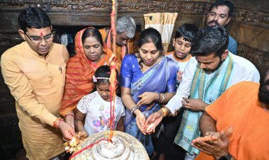 राजस्व मंत्री ने सोमनाथ में पूजा अर्चना कर प्रदेशवासियों के लिए सुख-शांति-समृद्धि की कामना की