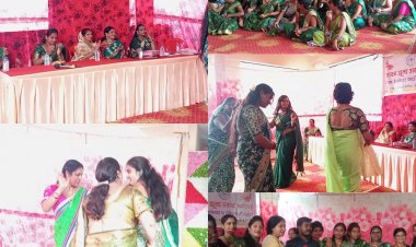 झूला झूलकर मनाया सावन महोत्सव सावन झूला गीत उत्सव में सांस्कृतिक प्रस्तुतियों की रही धूम