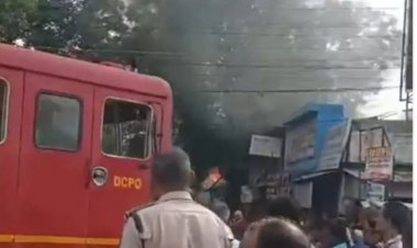 रायपुर  कैफे और ट्यूशन क्लास में लगी भीषण आग