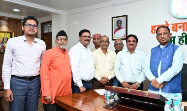 राज्य में कर्मचारियों और पेंशनरों हेतु डीए /डीआर के आदेश जल्दी होंगे  मुख्यमंत्री ने राज्य कर्मचारी संघ के प्रतिनिधि मंडल को आश्वस्त किया