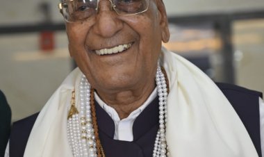 श्री अग्रसेन कन्या विवाह योजना : सियाराम अग्रवाल (राष्ट्रीय कार्यकारी अध्यक्ष) ने जारी की यह योजना  मात्र रुपए 2,51,000 में संपन्न होगा इस योजना के तहत विवाह