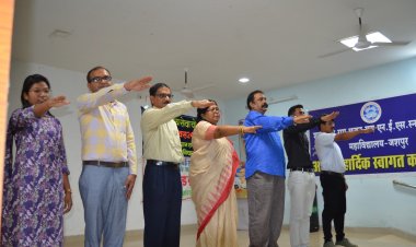 शासकीय राम भजन राय एन ई एम स्नातकोत्तर महाविद्यालय जशपुर में राष्ट्रीय सेवा योजना के 55 में स्थापना दिवस का आयोजन