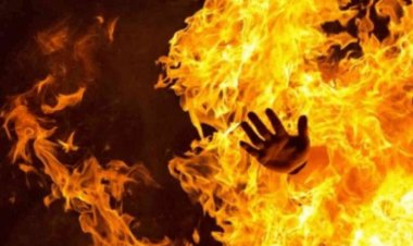 सुबह-सुबह दुकान में लगी भीषण आग, 2 बच्चे सहित 5 लोग जिंदा जले