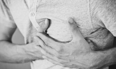 रामलीला में कुंभकरण का किरदार निभा रहे कलाकार को आया हार्ट अटैक, हुई मौत