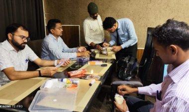 दुर्ग- भिलाई के इन नामचीन होटलों और मिठाई दुकानों में खाद्य विभाग का छापा, जांच के लिए साथ ले गए रसगुल्ले समेत 14 आइटम