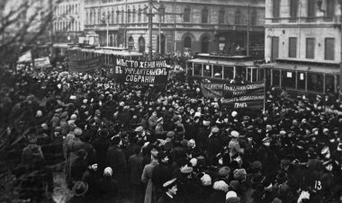 2024 के अक्टूबर महीने के अंत में  जानिए रूस की अक्टूबर क्रांति को।