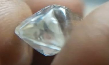 किसान को पन्ना खदान में मिला 7.44 कैरेट का हीरा