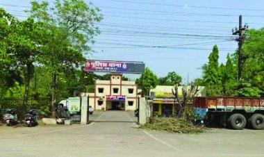 वकील ने अपने ही क्लाइंट को लगाया चूना, फर्जी हस्ताक्षर कर बेच दिया घर और कार