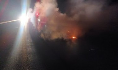 नेशनल हाइवे में खड़ी कार जलकर खाक