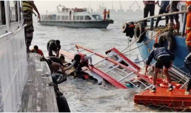 नौसेना का पोत जा टकराया यात्रियों से भरे नाव से, 2 बच्चे सहित 13 लोगों की मौत