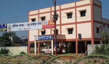 युवती के घर में घुसकर हंगामा करने वाले पूर्व महापौर के बेटे के खिलाफ अपराध दर्ज