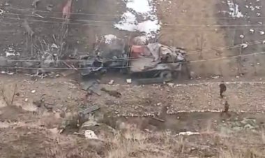 खाई में गिरा सेना का ट्रक, 4 जवानों की मौत, 2 घायल