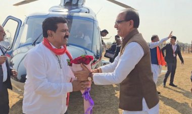 केंद्रीय मंत्री शिवराज सिंह चौहान पहुंचे दुर्ग, नगपुरा के प्रसिद्ध जैन मंदिर में की पूजा अर्चना