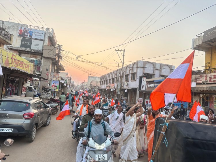 सद्गुरु स्वामी श्री कृष्णानंद जी महाराज के नगर आगमन पर भव्य शोभायात्रा का आयोजन