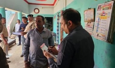 पिस्टल और तलवार की नोक पर घर वालों को बंधक बनाकर लाखों रुपए की डकैती