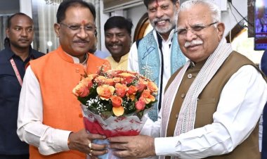 मुख्यमंत्री श्री विष्णु देव साय से केन्द्रीय आवास और शहरी विकास मंत्री श्री मनोहर लाल खट्टर ने सौजन्य मुलाकात की